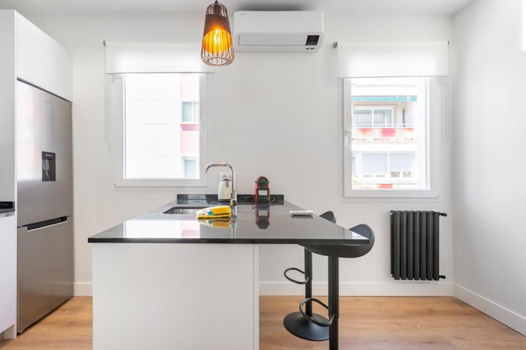 1 Bedroom 1 Bathroom Furnished - Salamanca - Modern - Mintystay Madrid Buitenkant foto
